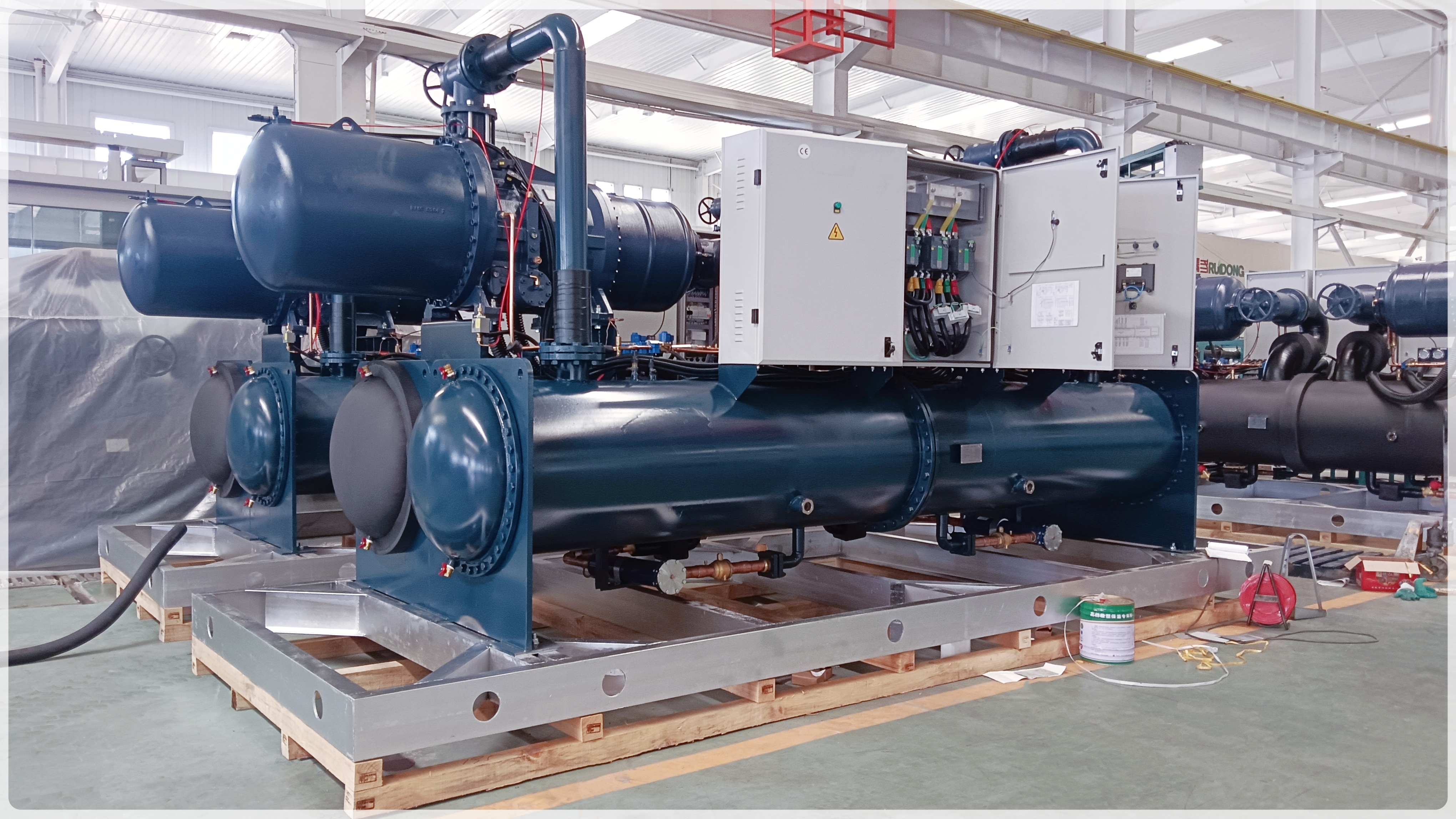 Рисунок 2- винтовое устройство с водяным охлаждением